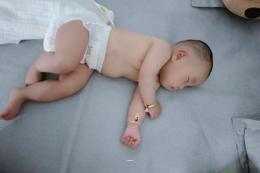 长沙宝宝积食发烧怎么处理